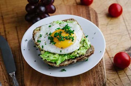 A simple nutritious breakfast idea is egg and avocado on toast